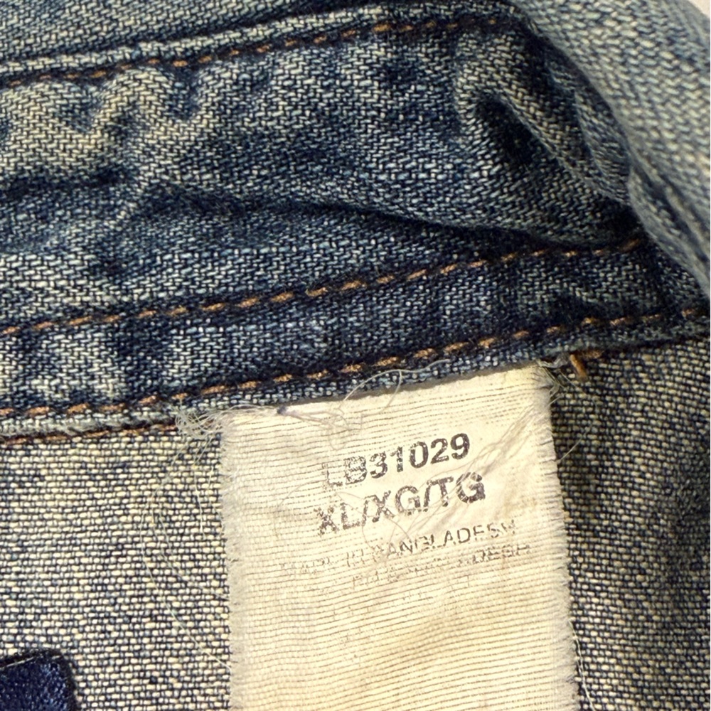 Vintage Wrangler Blues Denim Shirt/Jacket in a Faded Blue - Picture 6 of 12